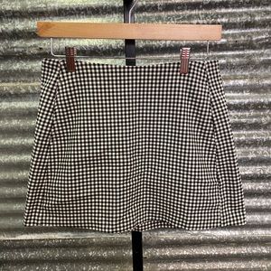 Urban outfitters gingham skirt with pockets